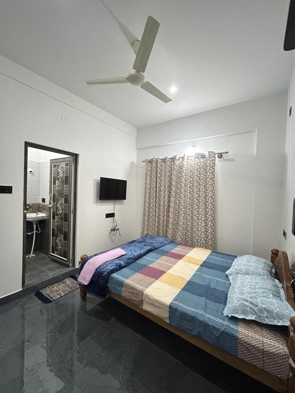 Travel Inn Mysore Vanivilasa Puram Extérieur photo