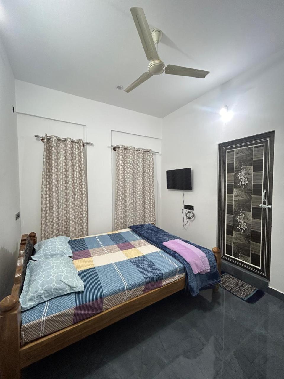 Travel Inn Mysore Vanivilasa Puram Extérieur photo